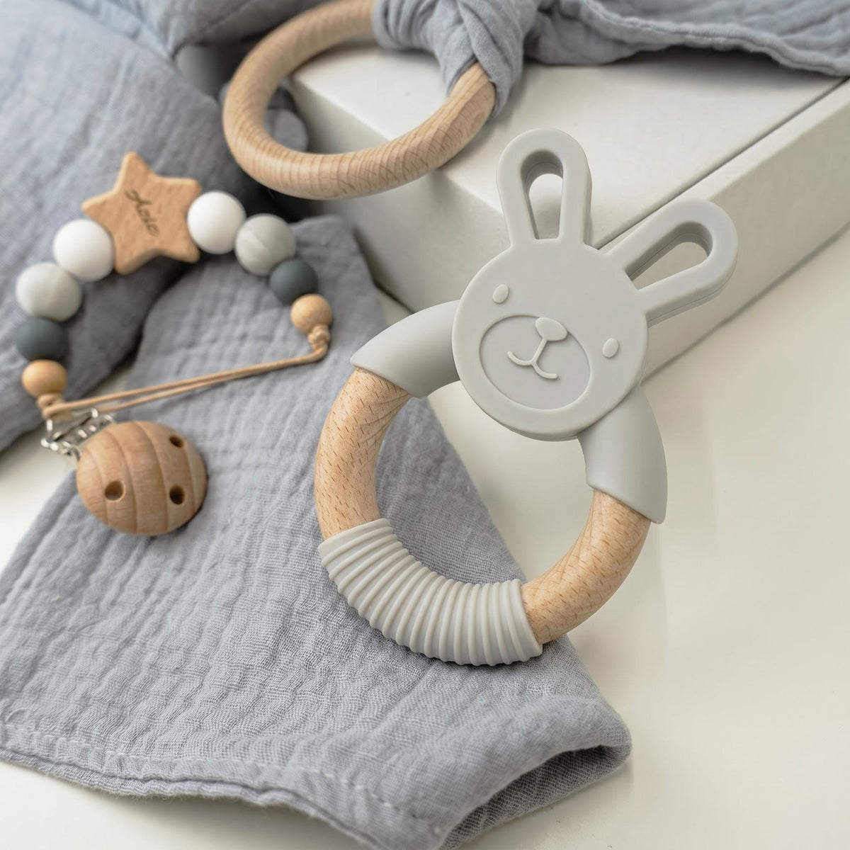 Personalized Bunny Lovey Gift Set – Embroidered Name, Pacifier Clip & Silicone Toy