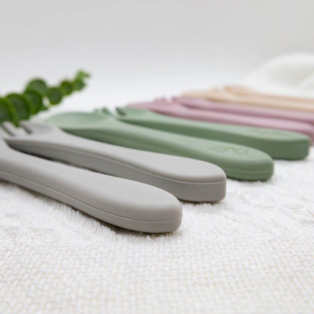 Personalized kids Spoon and Fork Set / Silicone Spoon and Fork /Silicone Tableware/Daycare Spoon and Fork/Personalized Baby Shower Gift