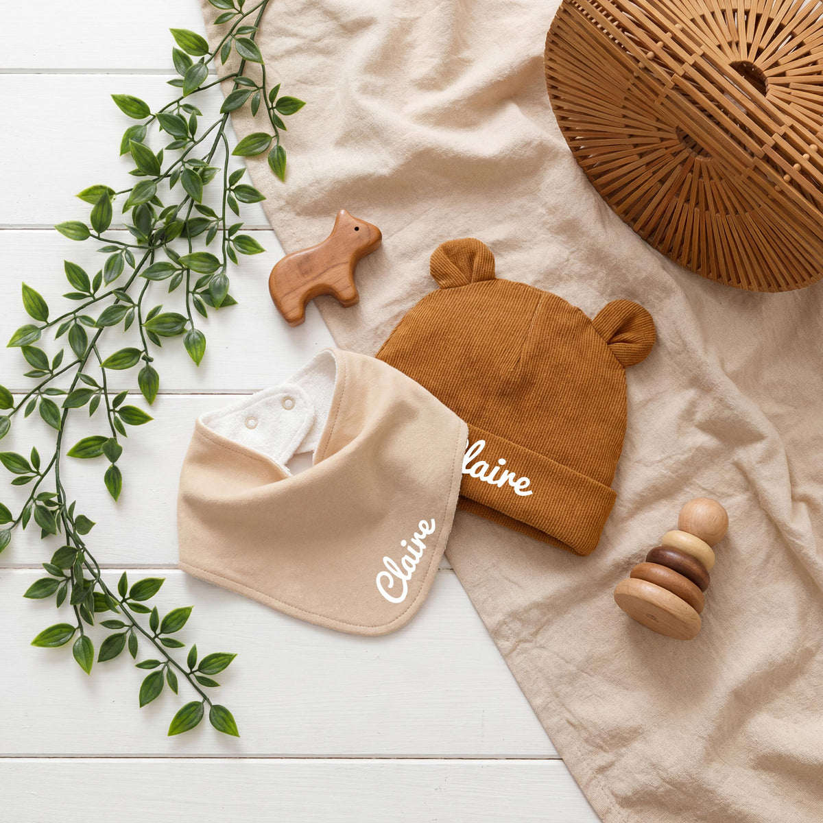 Personalized Organic Baby Gift Set, Embroidered Bib & Hat with box