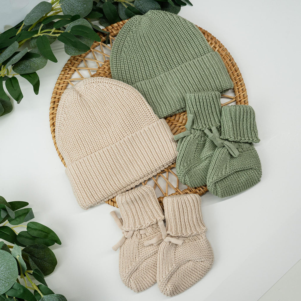 Personalized Baby Beanie and Socks Set – Name Hat, Newborn Outfit, Baby Shower Gift