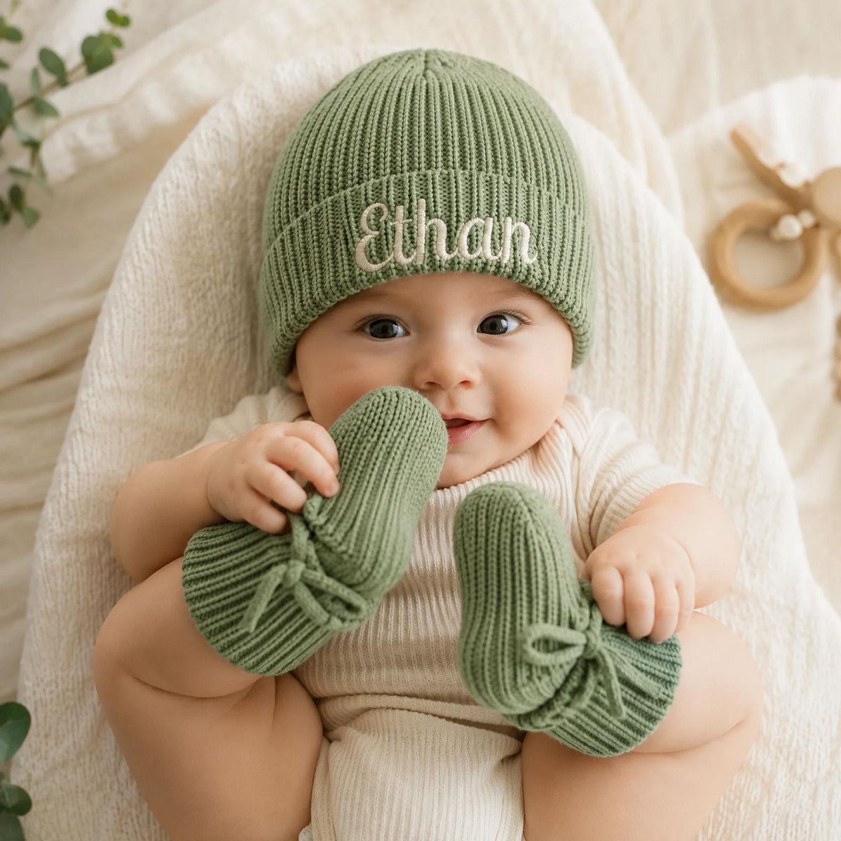 Personalized Baby Beanie and Socks Set – Name Hat, Newborn Outfit, Baby Shower Gift