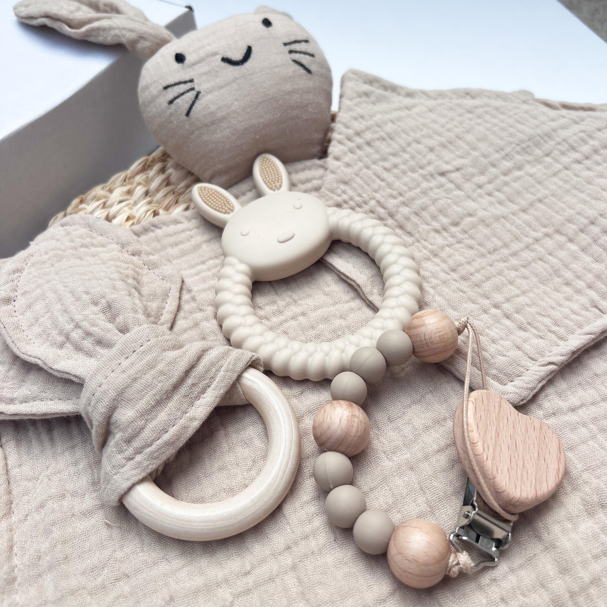 Personalized Bunny Lovey Gift Set – Embroidered Muslin Baby Toy