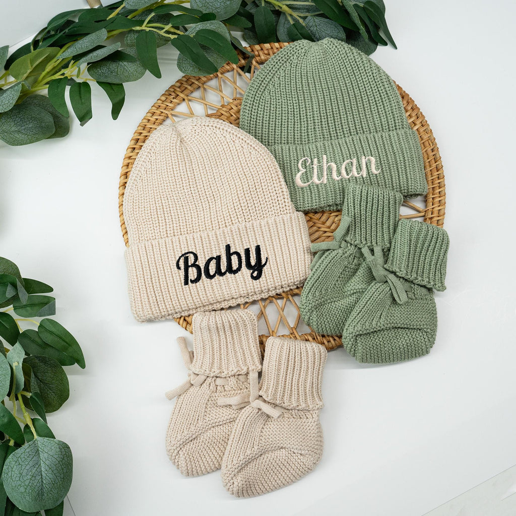 Personalized Baby Beanie and Socks Set – Name Hat, Newborn Outfit, Baby Shower Gift