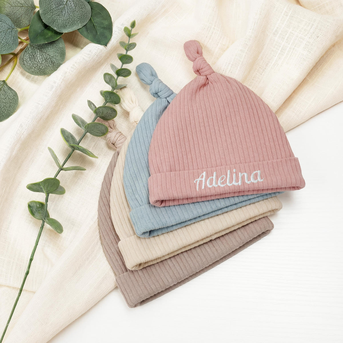 Personalized organic baby beanie with embroidered name: soft cotton,non-toxic and comfortable beanie