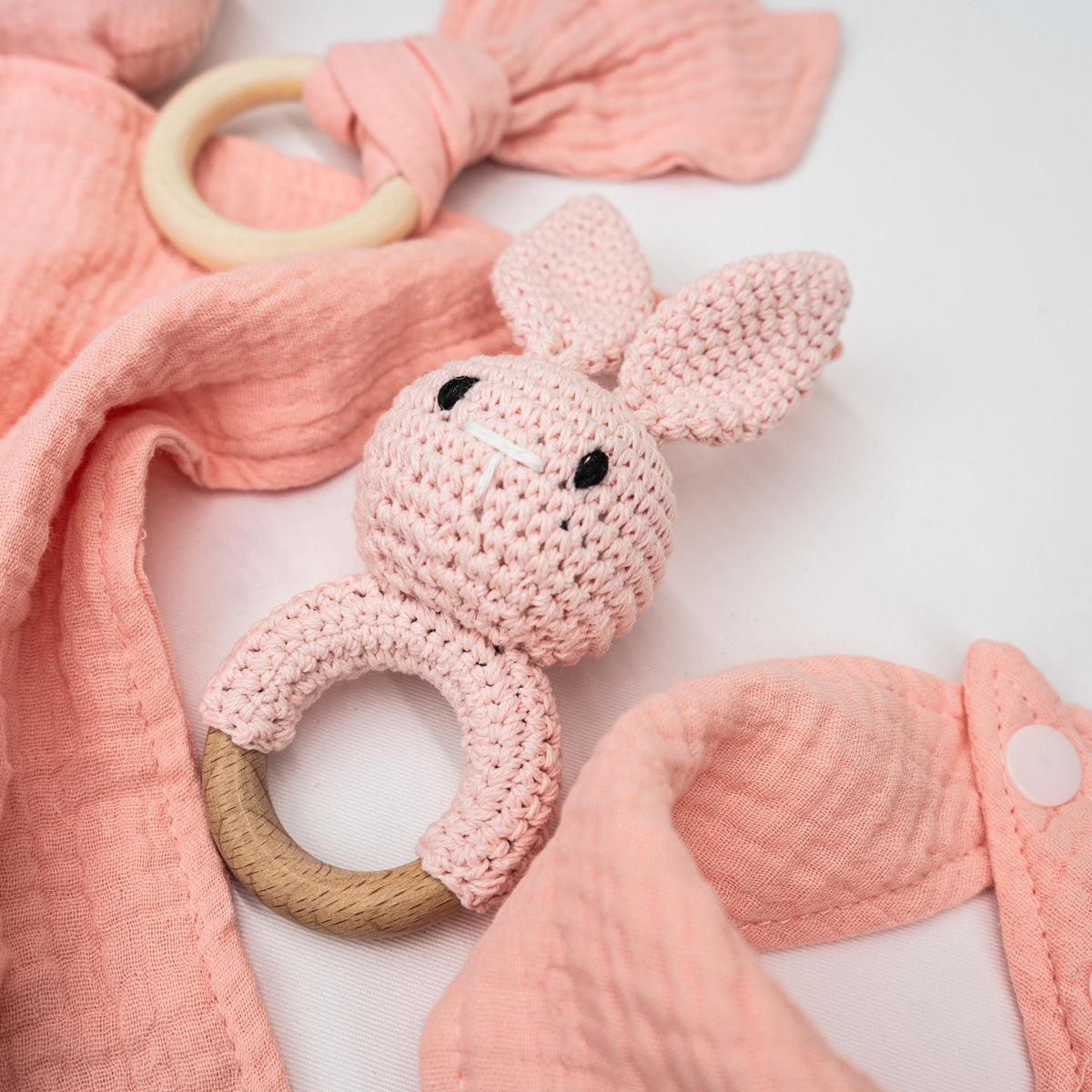 Personalized Bunny Lovey Gift Set – Embroidered Muslin, Pacifier Clip & Bunny Crochet Toy